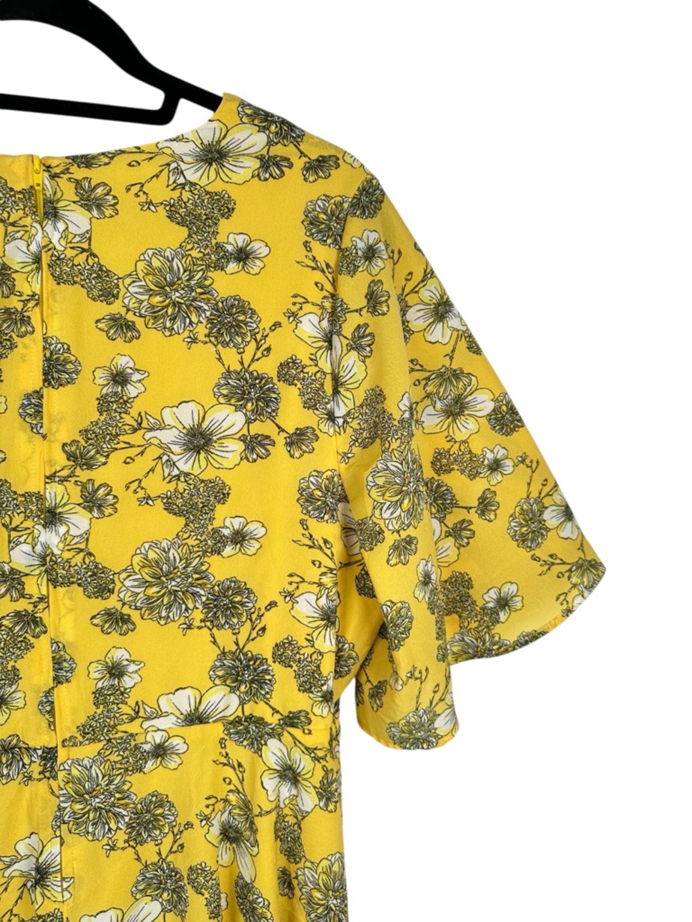 Torrid Floral Georgette Faux Wrap Dress Yellow Flutter Sleeve Womens Size 14 - Picture 11 of 16